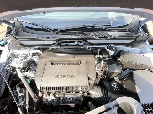 Certified 2025 Honda Pilot Elite image 23