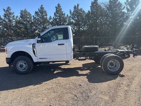 New 2026 Ford F350 XL image 3