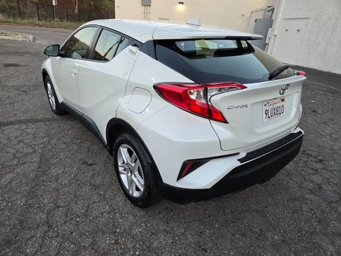 Used 2021 Toyota C-HR LE image 13