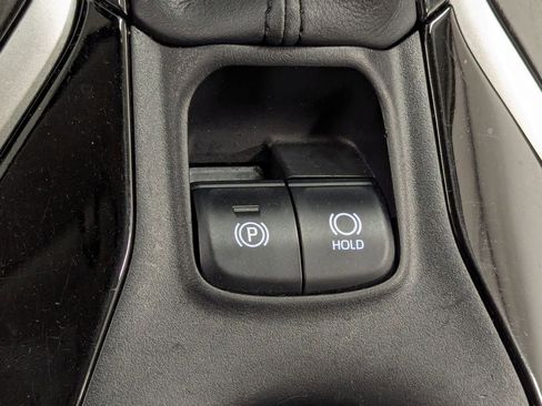 Used 2022 Toyota Corolla LE image 24