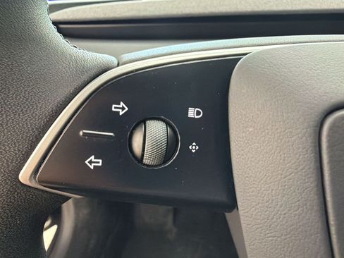 Used 2025 Tesla Model 3 Long Range RWD image 17