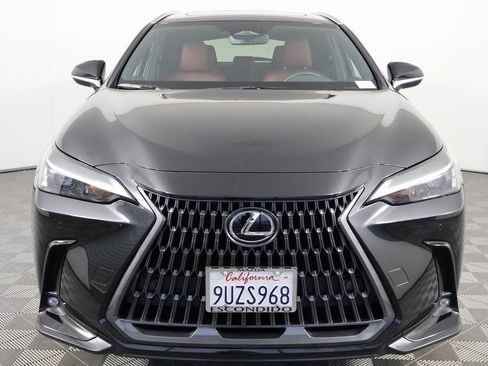 Used 2025 Lexus NX 250 FWD image 2
