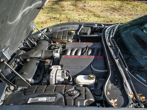 Used 2003 Chevrolet Corvette Convertible w/ Preferred Equipment Group1 image 26