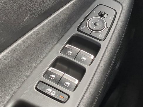 Used 2023 Hyundai Santa Fe SE image 21