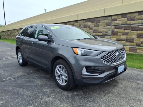 Used 2024 Ford Edge SEL AWD/4WD image 2