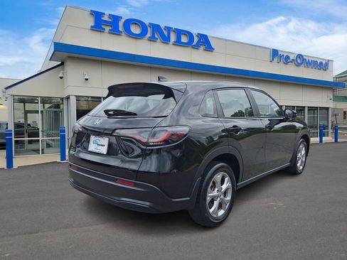Used 2023 Honda HR-V LX image 4