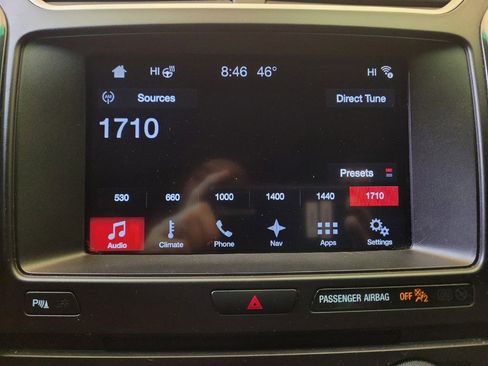 Used 2017 Ford Explorer XLT w/ Equipment Group 202A image 25