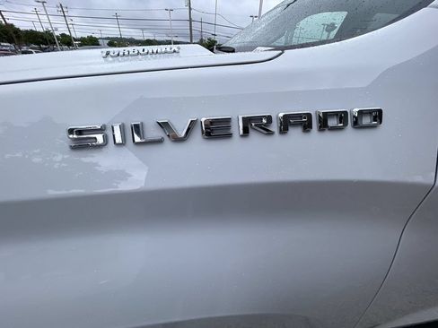 Certified 2025 Chevrolet Silverado 1500 W/T w/ WT Value Package AWD/4WD image 31