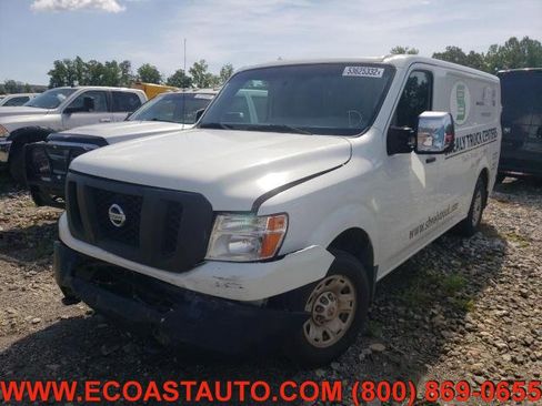 Used 2016 Nissan NV 2500 SV image 3