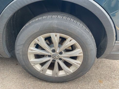 Used 2018 Volkswagen Tiguan S AWD/4WD image 11