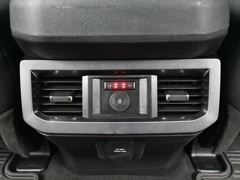 Used 2025 Ford F250 Platinum w/ FX4 Off-Road Package image 43