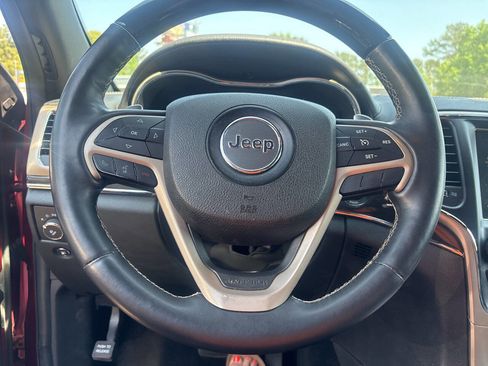 Used 2015 Jeep Grand Cherokee Overland AWD/4WD image 9