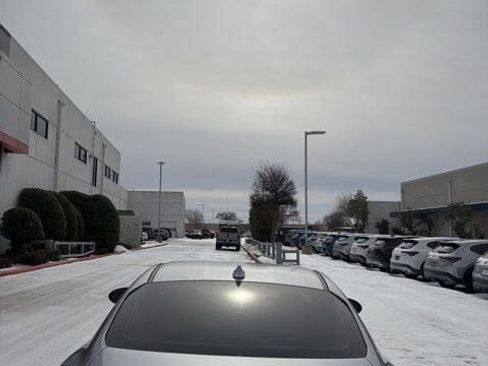 Certified 2023 Toyota GR86 Base image 5