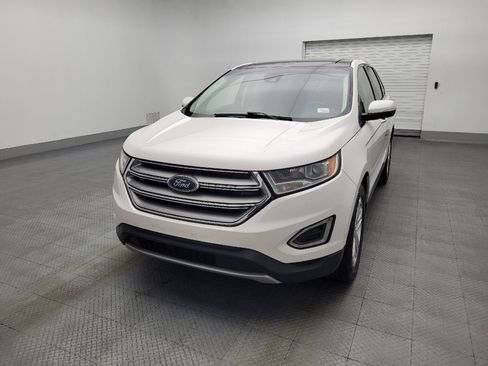 Used 2018 Ford Edge Titanium w/ Equipment Group 301A FWD image 15