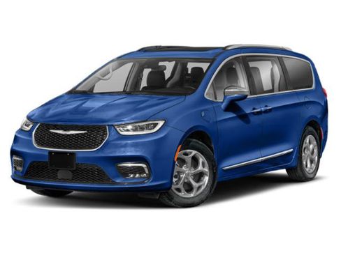 Used 2022 Chrysler Pacifica Touring-L FWD image 1