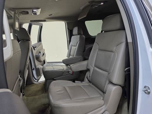 Used 2019 GMC Yukon XL SLT w/ Premium Edition RWD image 26