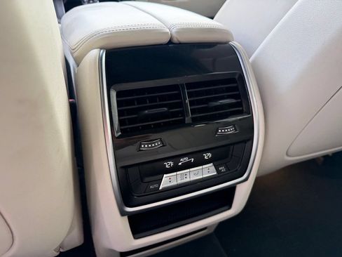 Used 2022 BMW X5 M50i w/ Premium Package AWD/4WD image 18