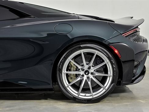 Used 2022 McLaren 765LT RWD image 13