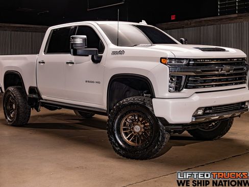 Used 2023 Chevrolet Silverado 2500 High Country w/ Z71 Off-Road Package image 1