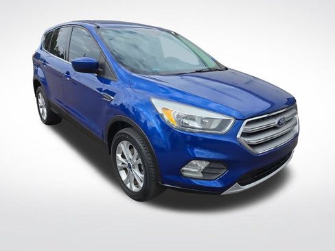 Used 2017 Ford Escape SE FWD image 7
