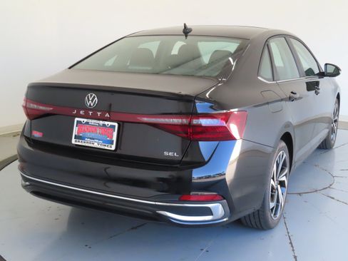 New 2026 Volkswagen Jetta SEL FWD image 3