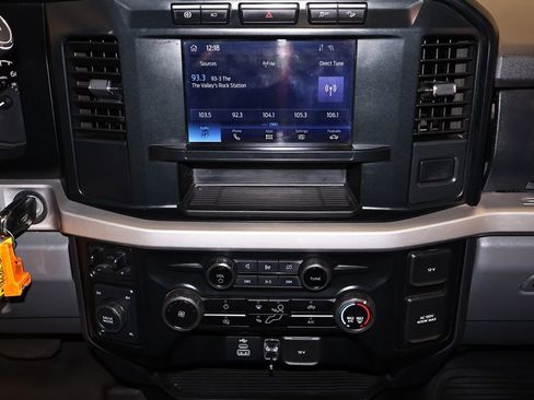 Certified 2023 Ford F350 XLT w/ 360-Degree Camera Package AWD/4WD image 22