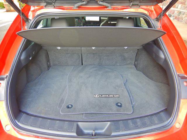 Used 2024 Lexus UX 250h w/ Luxury Package AWD/4WD image 16