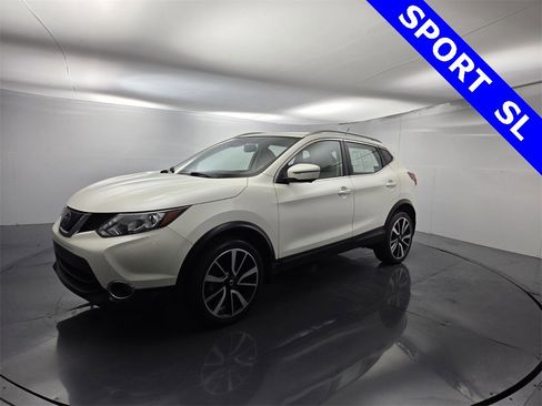Used 2019 Nissan Rogue Sport SL w/ Premium Package image 8