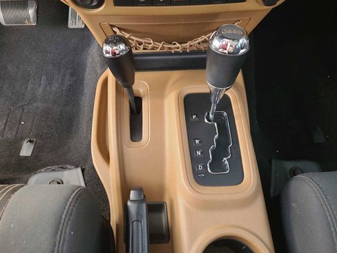 Used 2012 Jeep Wrangler Unlimited Sahara w/ Connectivity Group image 25