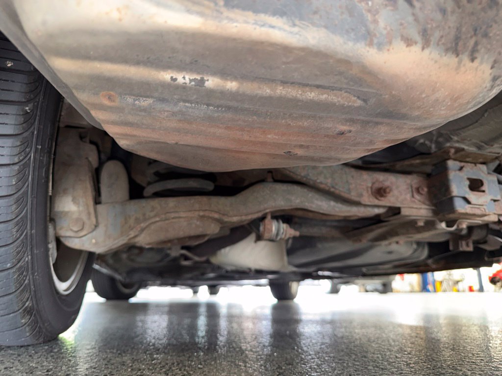 Used 2012 MAZDA MAZDA5 Sport FWD image 23
