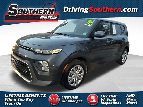 Used 2020 Kia Soul LX image 1