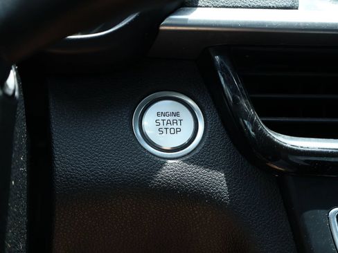 Used 2020 Kia Optima SE FWD image 26