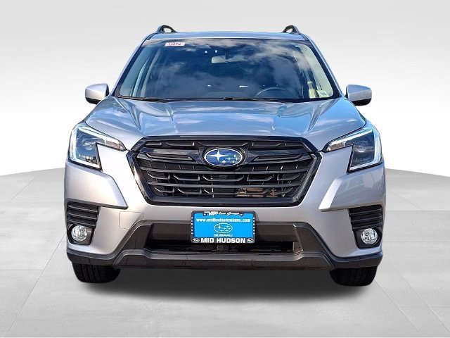Used 2023 Subaru Forester Premium AWD/4WD image 2