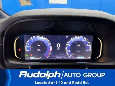 Used 2024 Jeep Wagoneer 4WD w/ HD Trailer Tow Package image 15