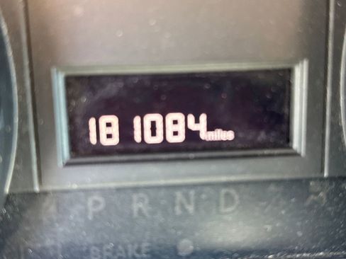 Used 2019 Dodge Grand Caravan SXT image 16