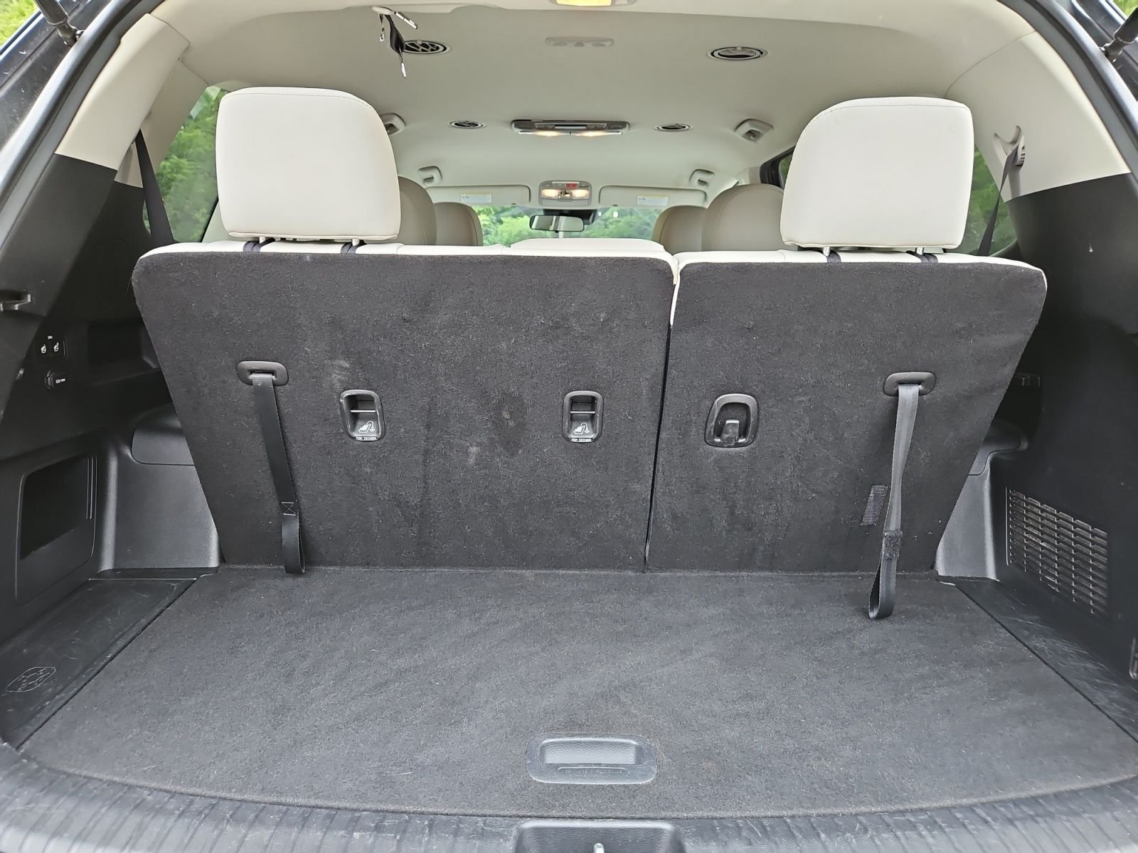Used 2023 Kia Telluride S FWD image 19