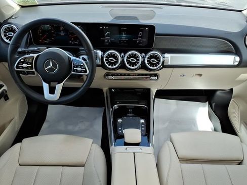 Used 2021 Mercedes-Benz GLB 250 image 20
