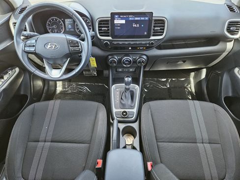 Used 2022 Hyundai Venue SEL w/ Cargo Package FWD image 23