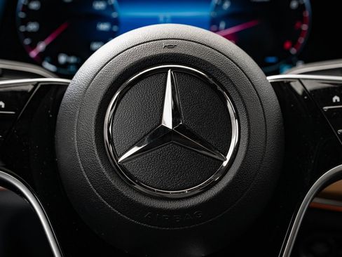 Certified 2025 Mercedes-Benz GLE 350 4MATIC image 30