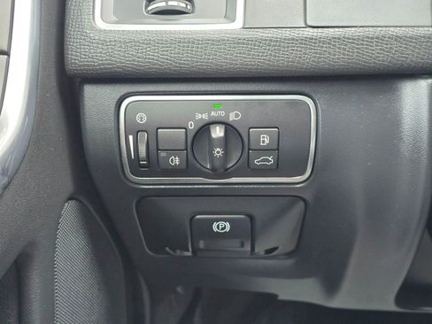 Used 2016 Volvo XC60 T5 Premier image 26