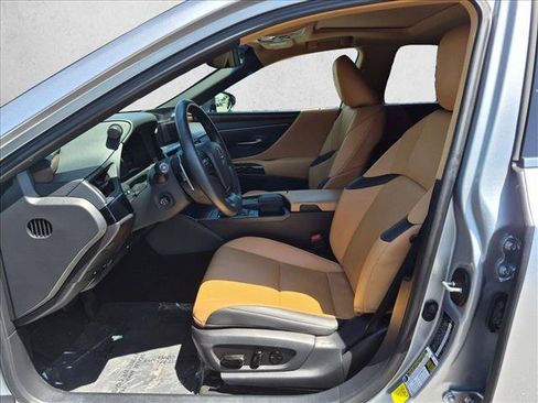 Used 2022 Lexus ES 350 w/ Premium Package FWD image 11