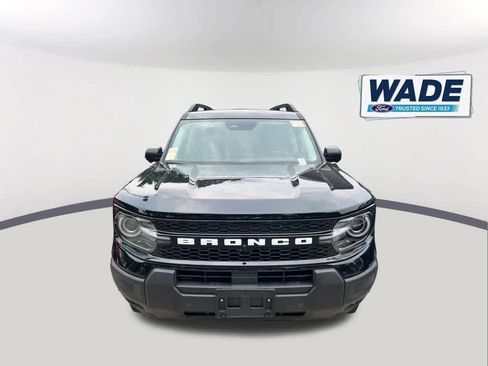 Used 2025 Ford Bronco Sport Outer Banks w/ Outer Banks Tech Package+ AWD/4WD image 2