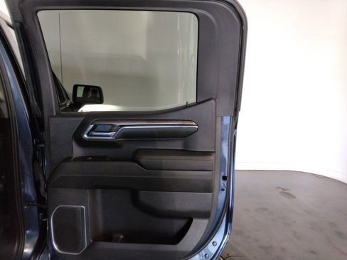 Used 2023 Chevrolet Silverado 1500 RST w/ Convenience Package II AWD/4WD image 34