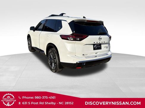 New 2026 Nissan Rogue Platinum w/ Platinum Premium Package image 9