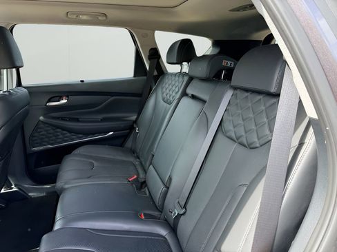Used 2023 Hyundai Santa Fe Limited AWD/4WD image 10