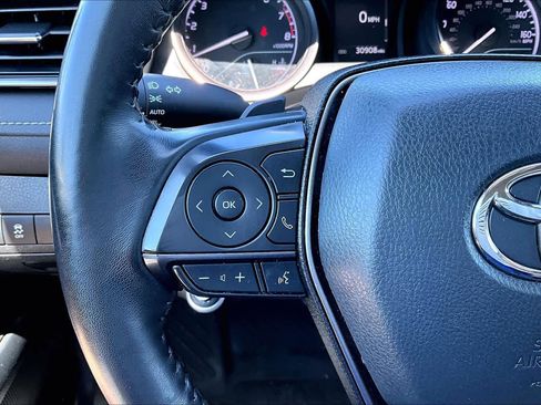 Used 2022 Toyota Camry SE FWD image 23