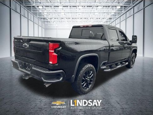Used 2025 Chevrolet Silverado 2500 LT w/ Trail Boss Package image 8
