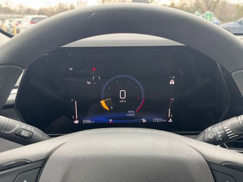 Used 2025 Chevrolet TrailBlazer LT image 36