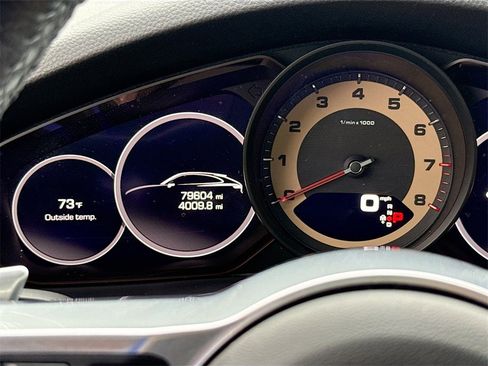 Used 2021 Porsche Cayenne Coupe image 13