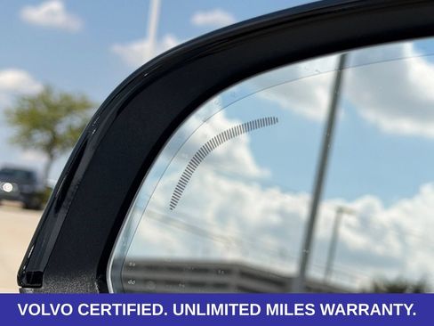 Certified 2026 Volvo XC40 B5 Plus AWD/4WD image 11